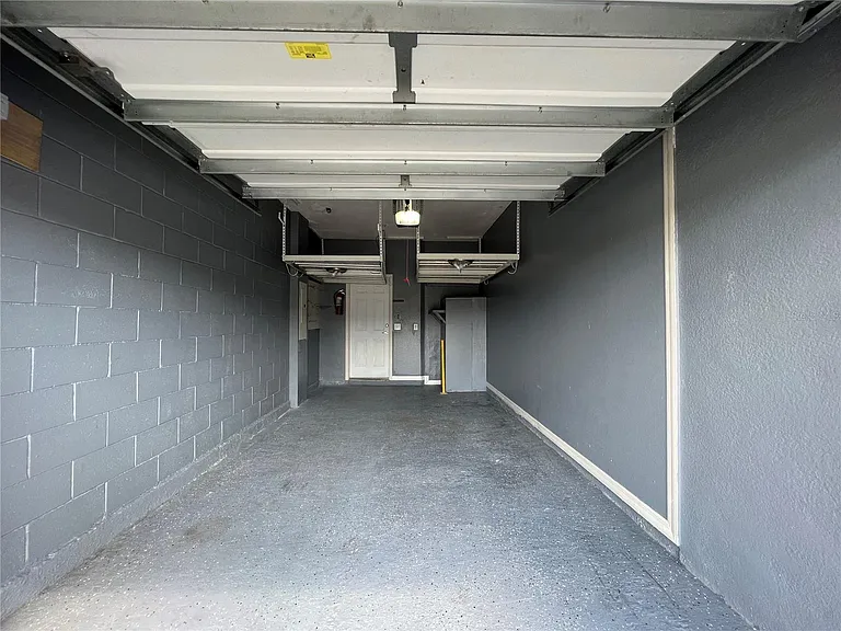 2137 Betsy Ross Ln #2137 — Photo 34