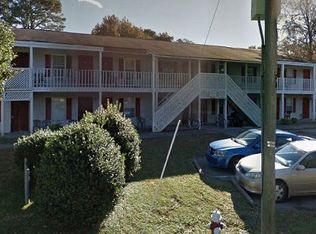 14303 Old Courthouse Way, Newport News, VA 23602