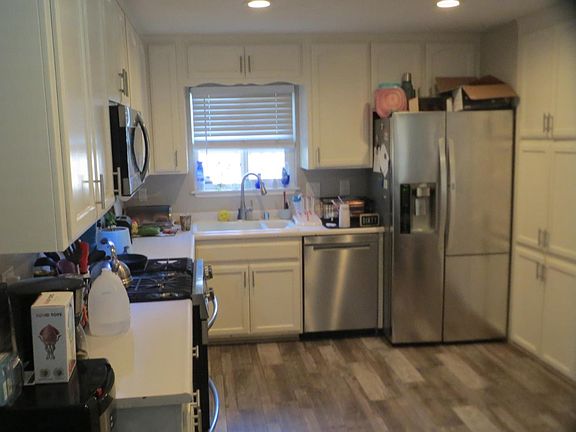 5th image of 320 Wabash Dr