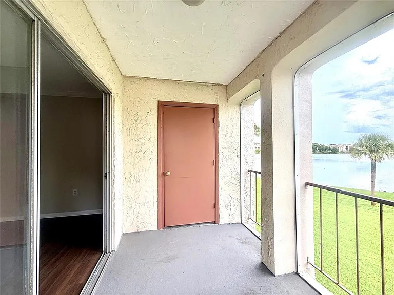 534 Orange Dr #27 — Photo 8