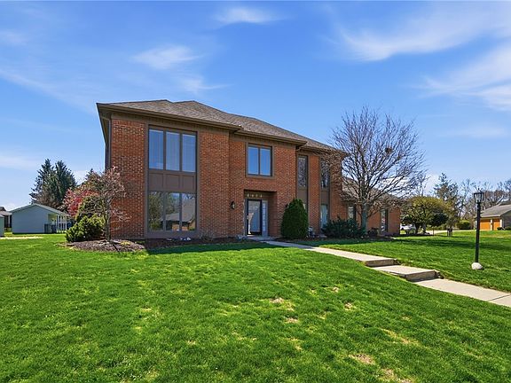 3rd image of 3473 Fairwood Dr