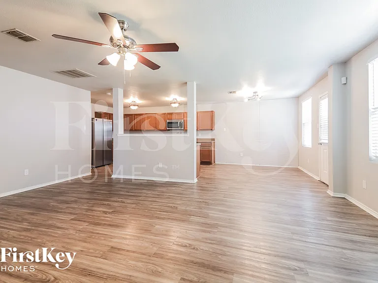 11036 Rankin Dr — Photo 4
