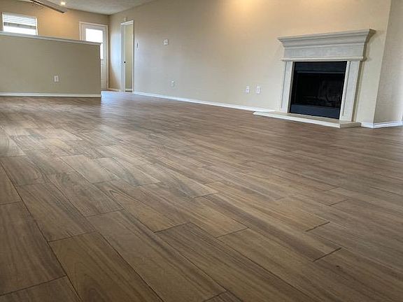 4th image of 4616 Waterford Dr