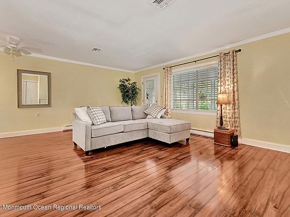 5th image of 73C Dorchester Drive #1003