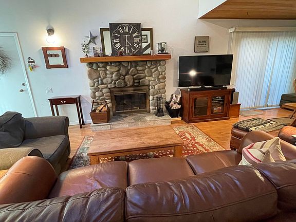 3rd image of 123 Juanita Dr #1-75