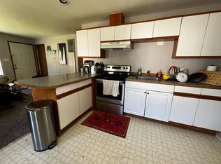 413 Willow St, Bremerton, WA 98310