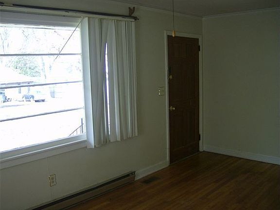 4th image of 40 N Haven Dr
