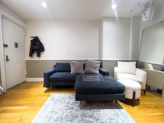 1st image of 128 Thompson St #9A