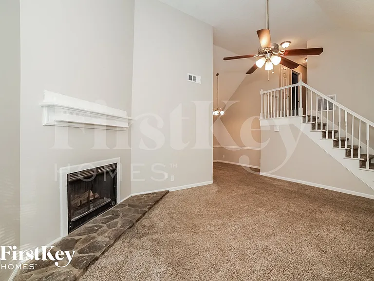 21 Angelo Rd — Photo 3