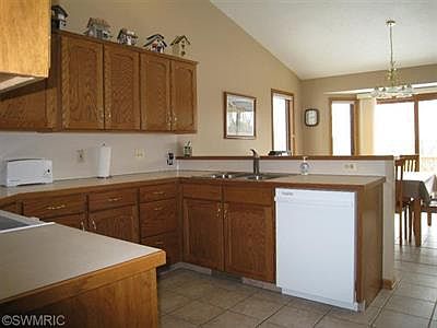 4th image of 5346 Pendleton Ct NE