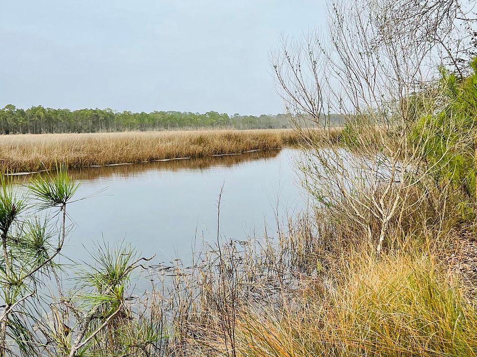 1st image of 2505 E Simmons Bayou Dr #3