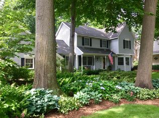 4496 Glen Hollow Dr, Hudsonville, MI 49426
