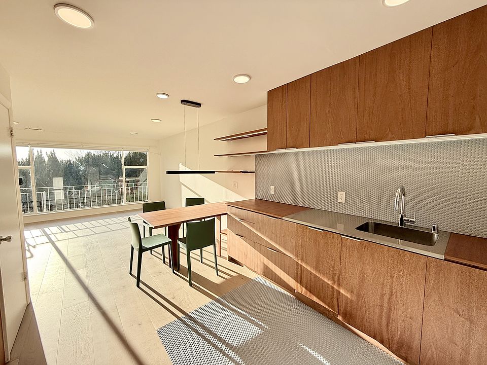 1st image of 635 Scott St APT 8