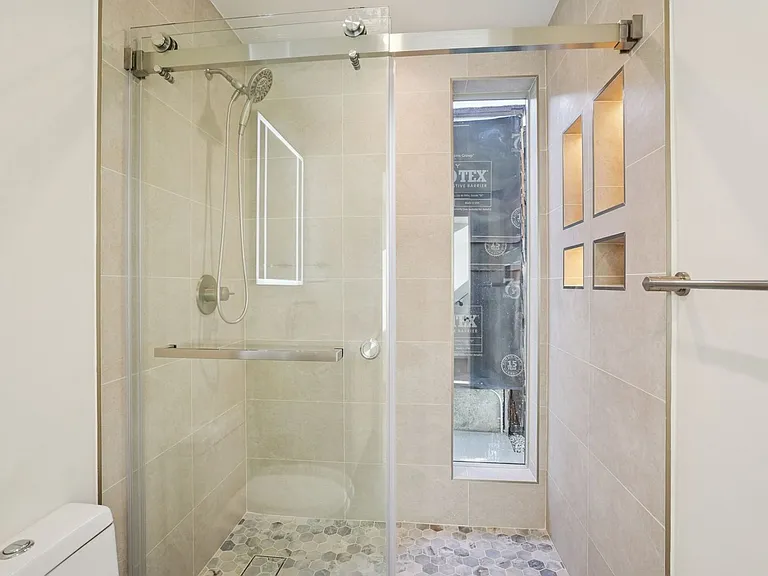 6162 Oak Crest Way — Photo 8
