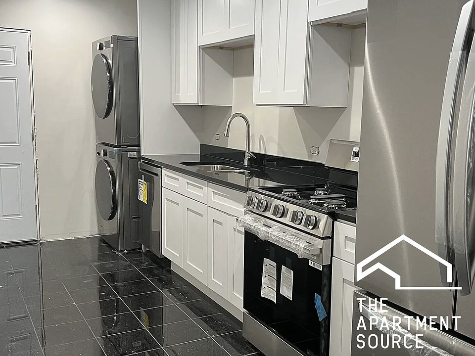 1st image of 2821 N Campbell Ave #1