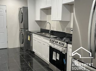 2821 N Campbell Ave #1, Chicago, IL 60618