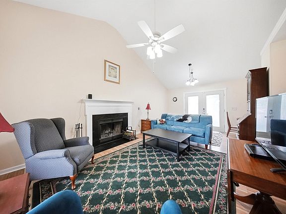 5th image of 100 N Donar Dr