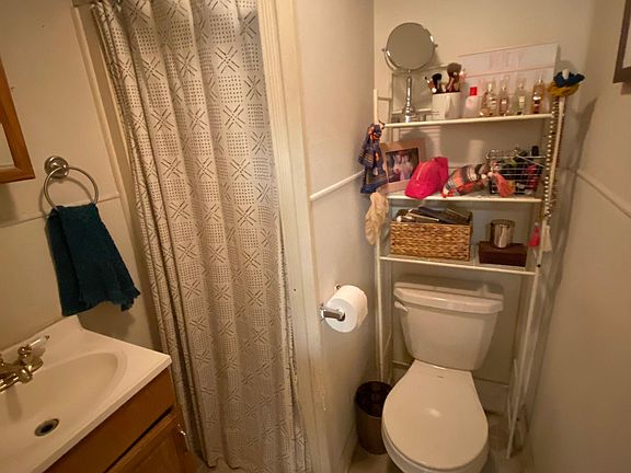 4th image of 1417 E Columbia Ave APT 1F
