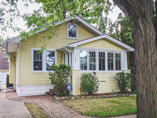 1208 Emmons Ave, Birmingham, MI 48009
