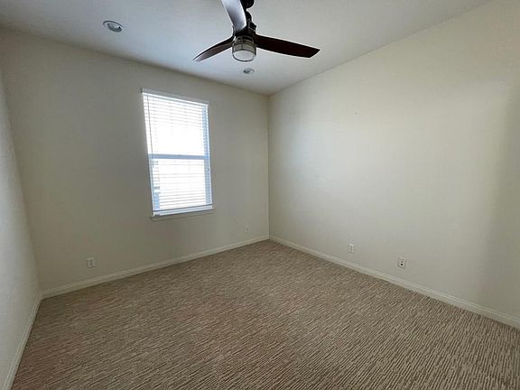 4th image of 13 Brownstone Way