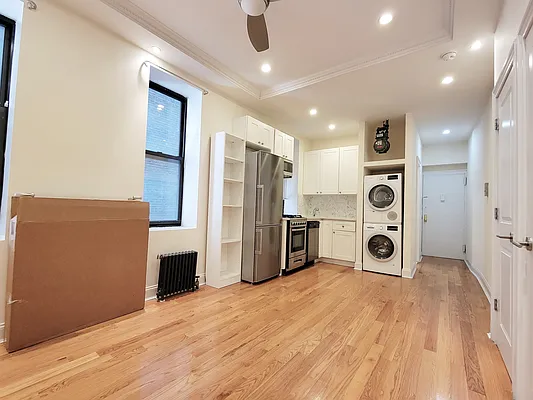 Rented by Compass | media 10