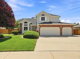 1009 Medicine Man Ct, Windsor, CO 80550
