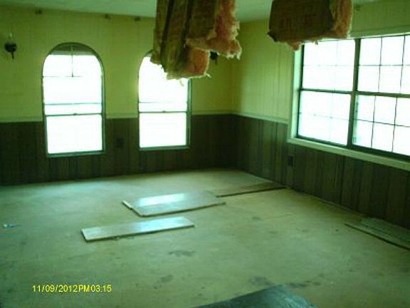 2nd image of 597 County Road 239
