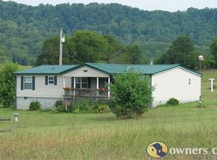 115 Kempville Hwy, Pleasant Shade, TN 37145