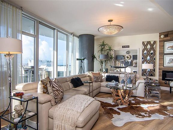 5th image of 175 1st St S APT 1706