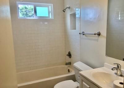 5th image of 4301 E 5th St #1