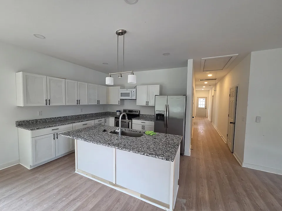 308 Clay Ave
