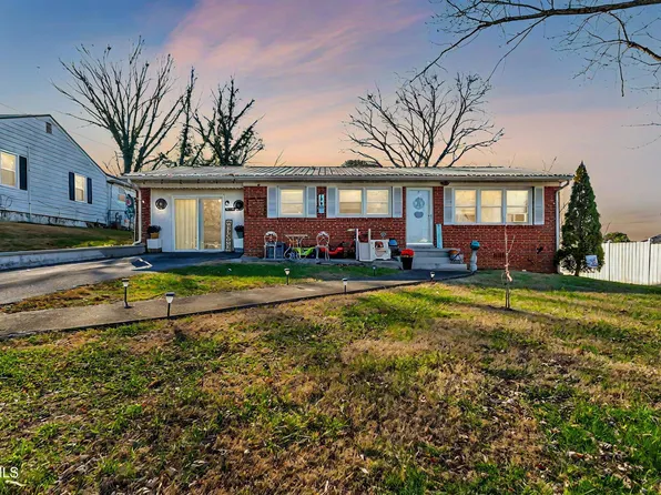 100 Cottonwood Dr, Greeneville, TN 37745