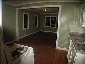 3rd image of 617 N 15th St