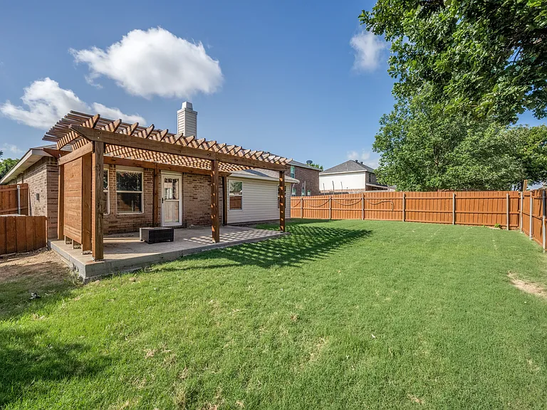 6504 Corral Ln — Photo 22