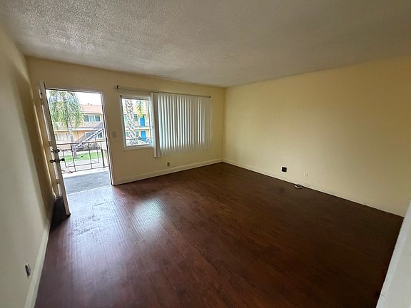 5th image of 1131 E Garvey Ave N #12
