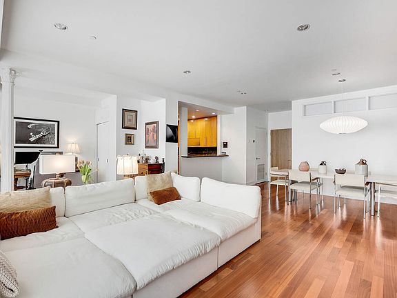 4th image of 52 Thomas St #4CB