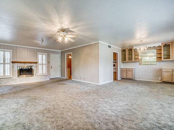5th image of 124 W Edgewood Pl