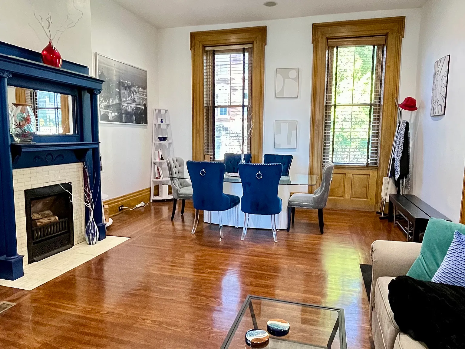 2 bed, 1.5 bath, 1800 sqft, $2,800 — Photo 4