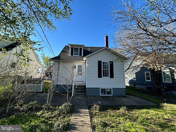 3rd image of 6528 Parnell Ave