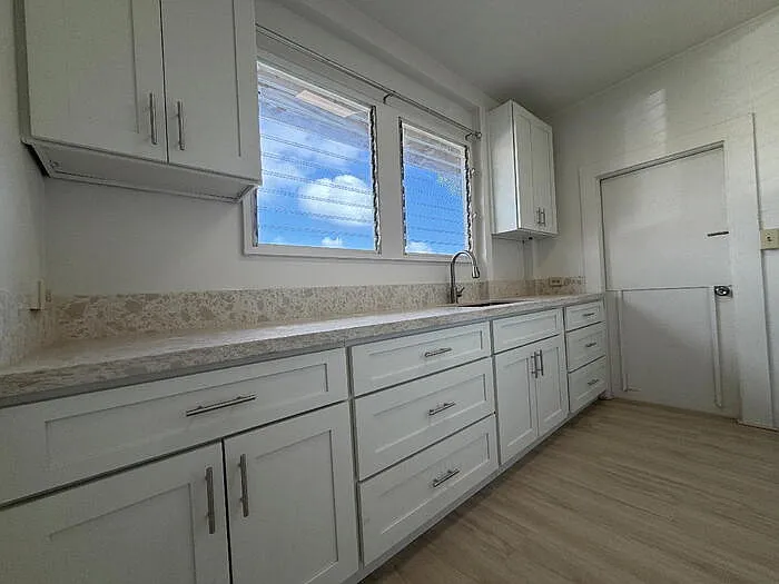 3239 Harding Ave #3239 — Photo 3