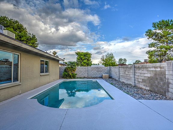 5th image of 4815 W Larkspur Dr