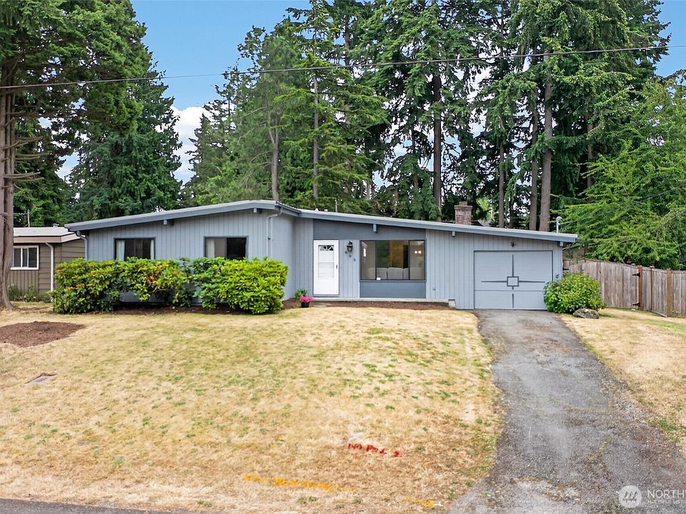 1st image of 605 S 304th Street