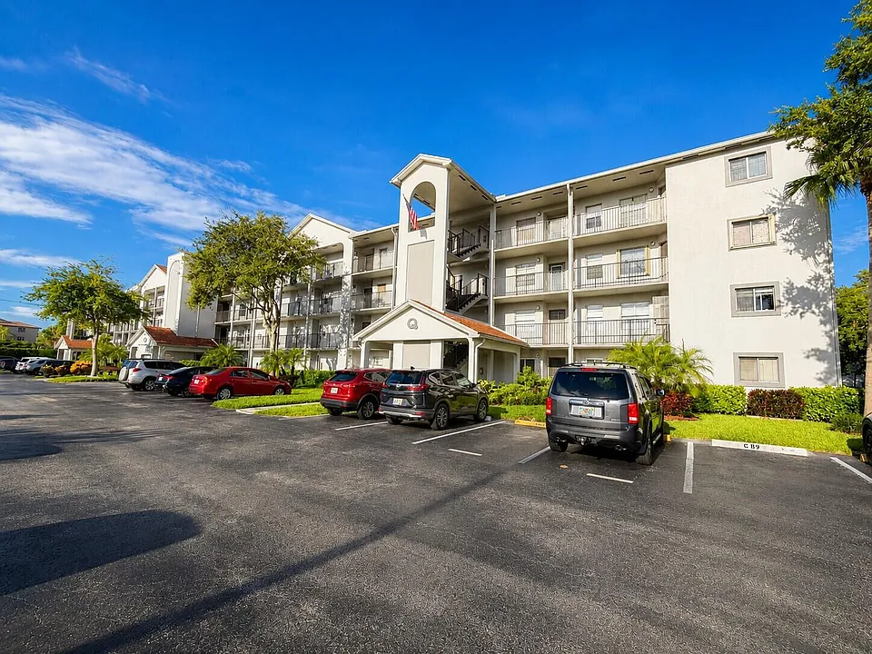 1400 SW 124th Ter #105Q