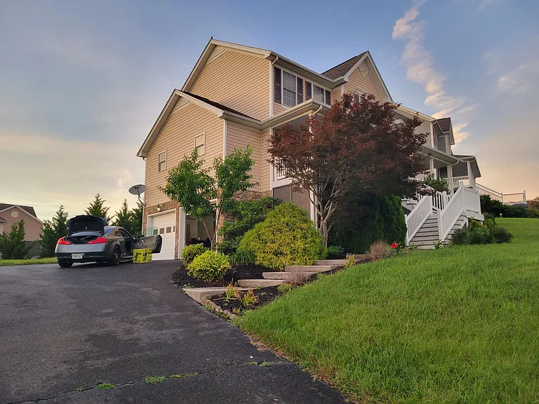 110 Amethyst Dr — Photo 10