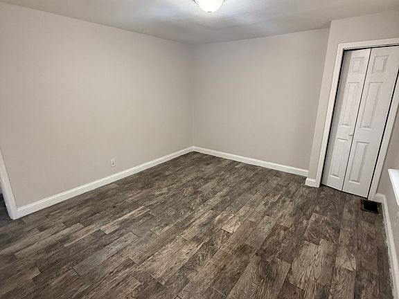 2nd image of 3712 Washington Ave