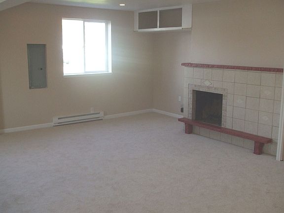 over 400 sq ft master suite