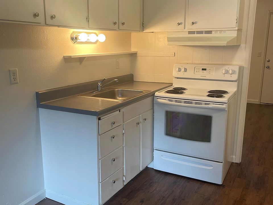 1st image of 6615 150th St SW #132