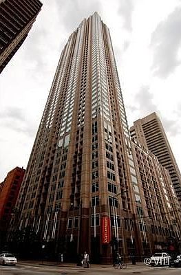1st image of 33 W Ontario St APT 38ES