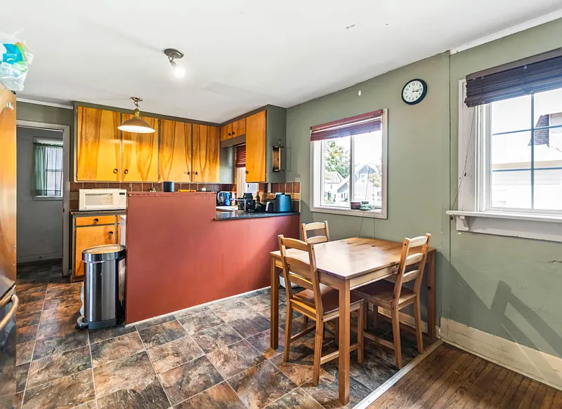 5 bed, 3.0 bath, 1798 sqft, $2,800 — Photo 4