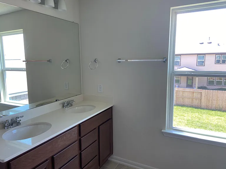 12530 Newcastle Park Ln — Photo 10